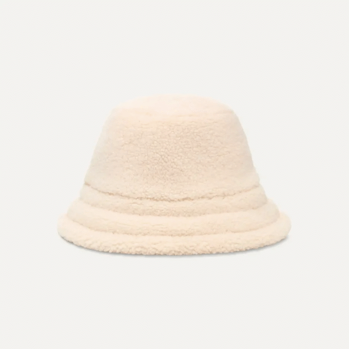 Chapeau AW UGGfluff Rev