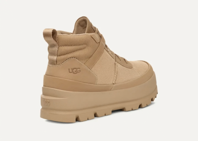 Les UGG Lug Chukka