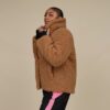 Manteau court en peluche Gertrude
