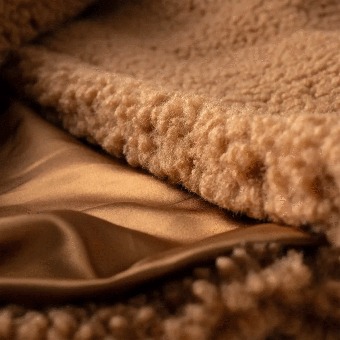 Manteau long en peluche de Gertrude