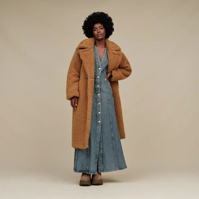 Manteau long en peluche de Gertrude