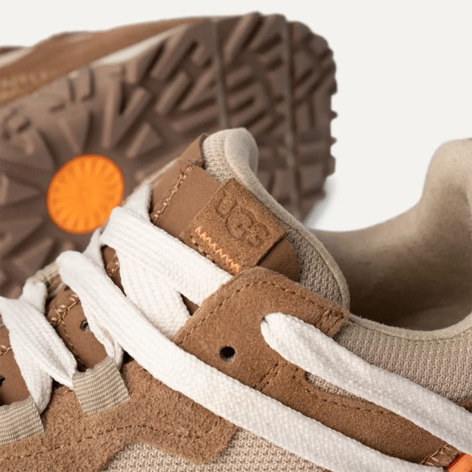 UGG RetroFi Low